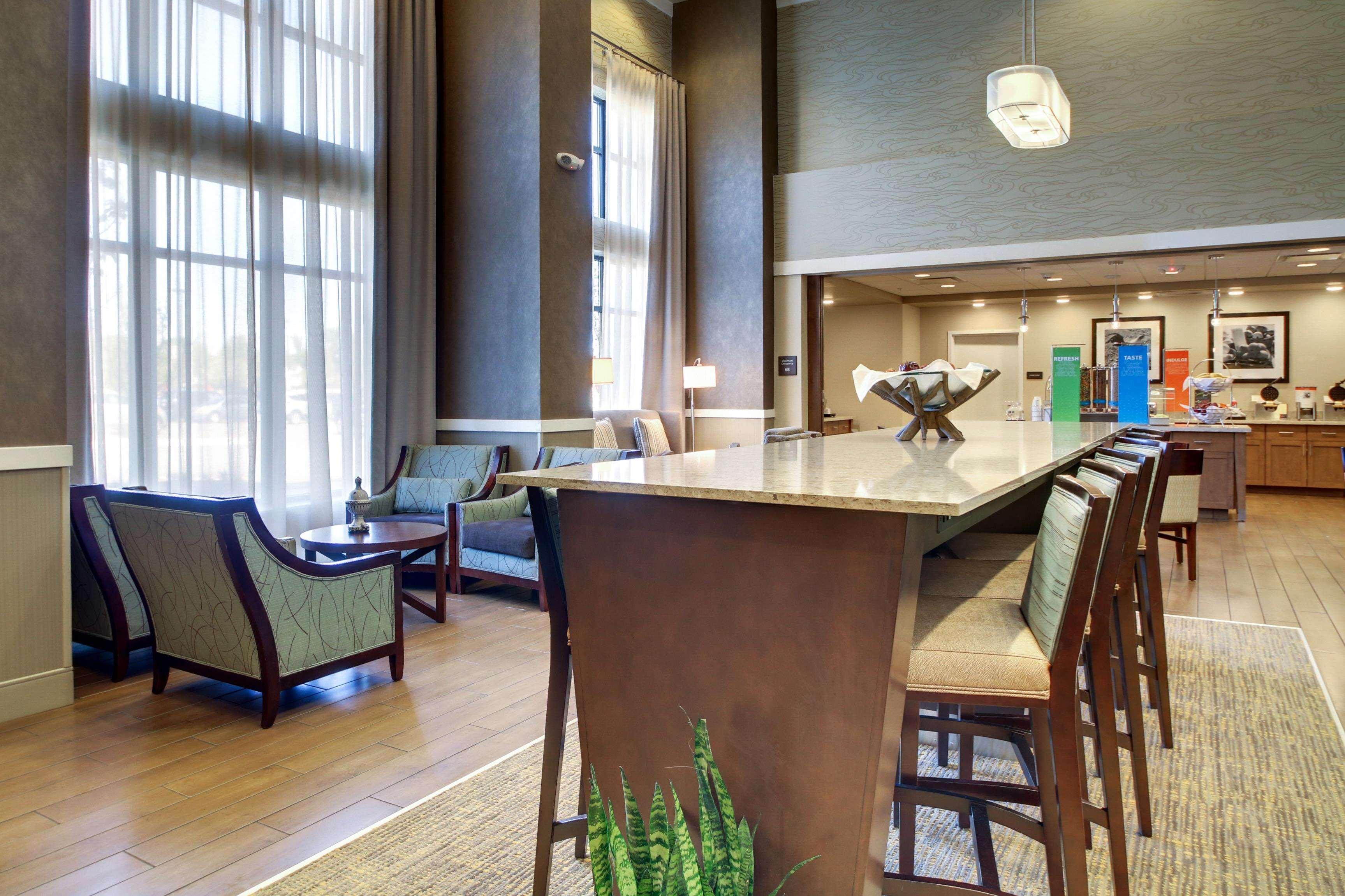 Hampton Inn & Suites Milwaukee West West Allis Esterno foto