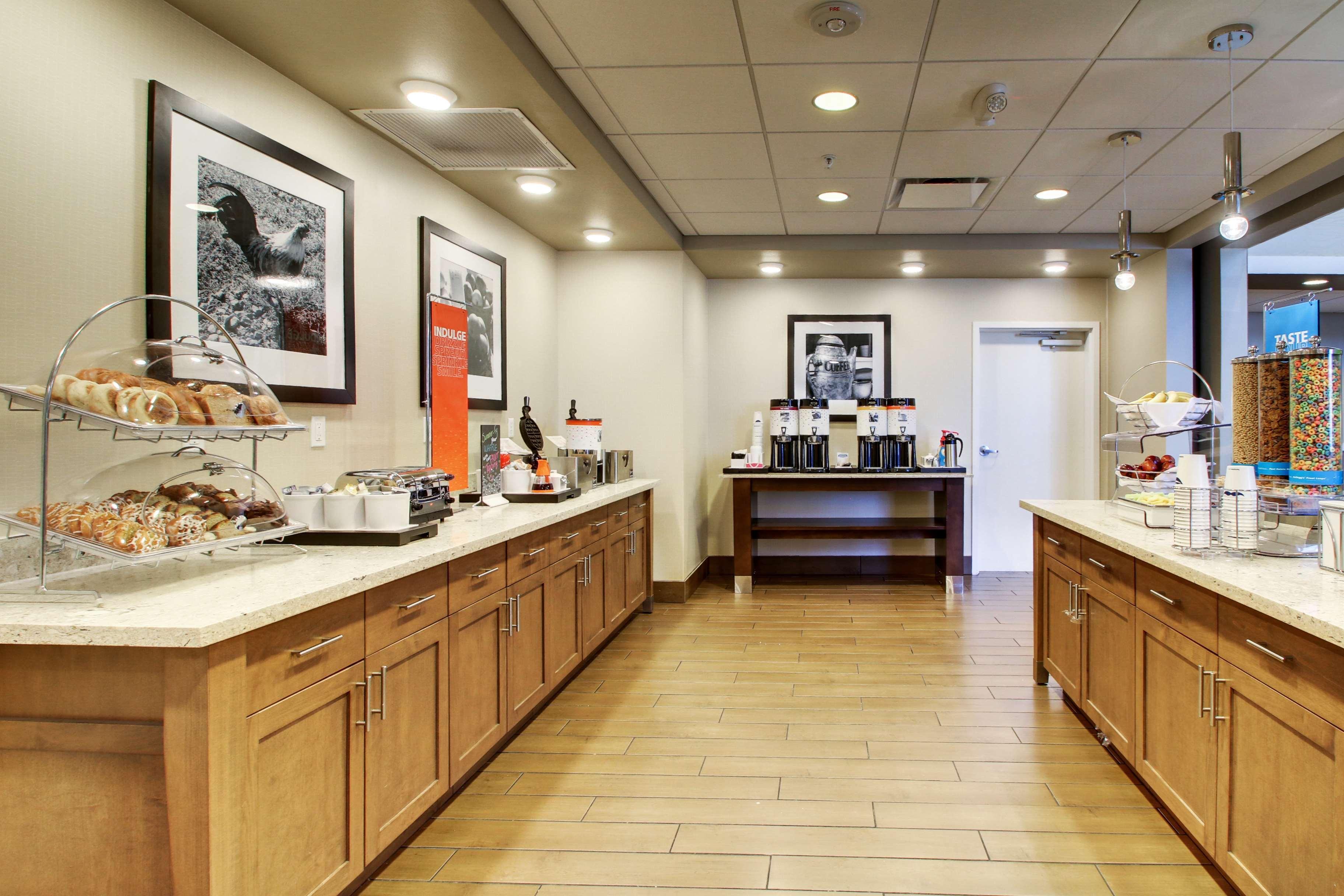 Hampton Inn & Suites Milwaukee West West Allis Esterno foto