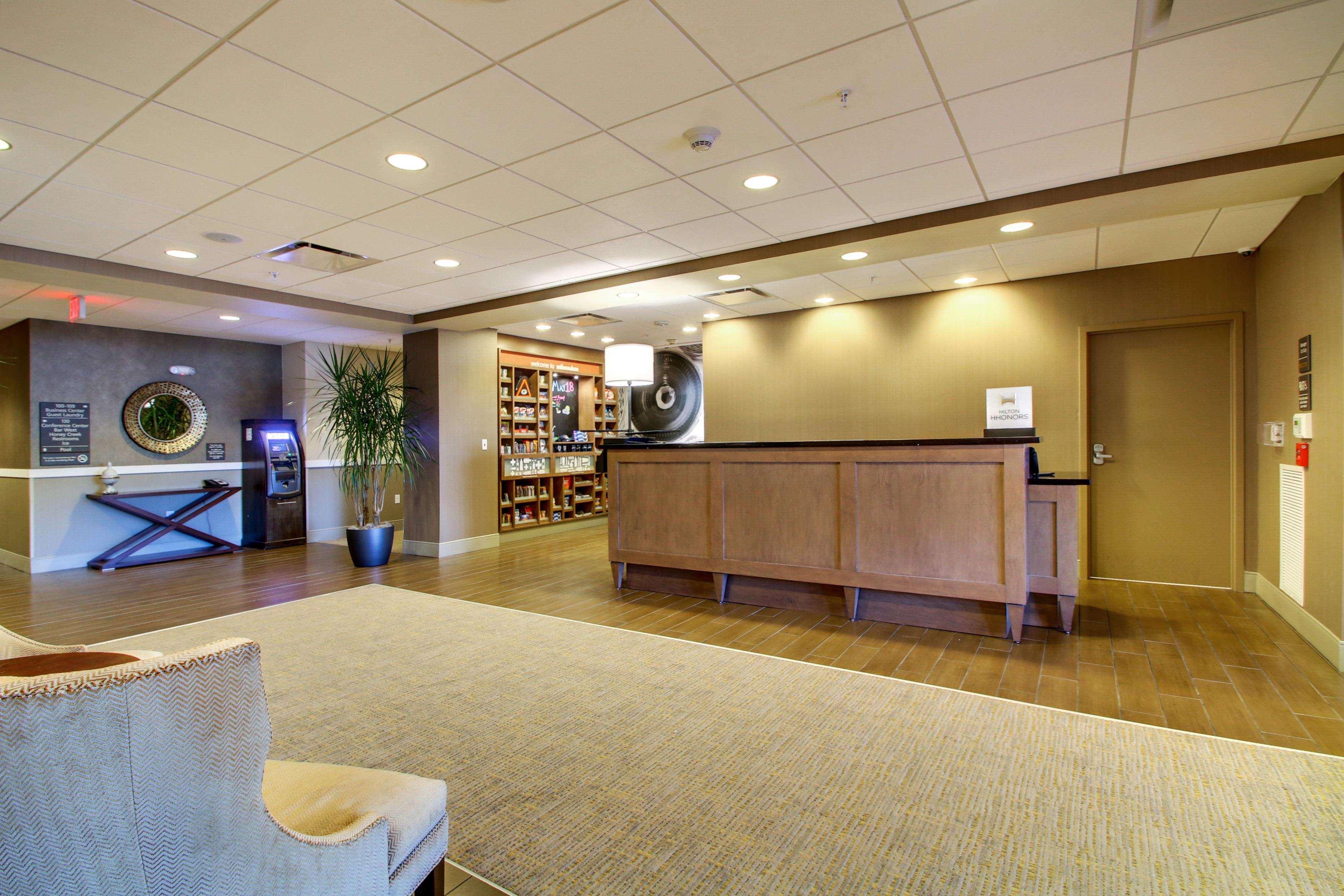 Hampton Inn & Suites Milwaukee West West Allis Esterno foto